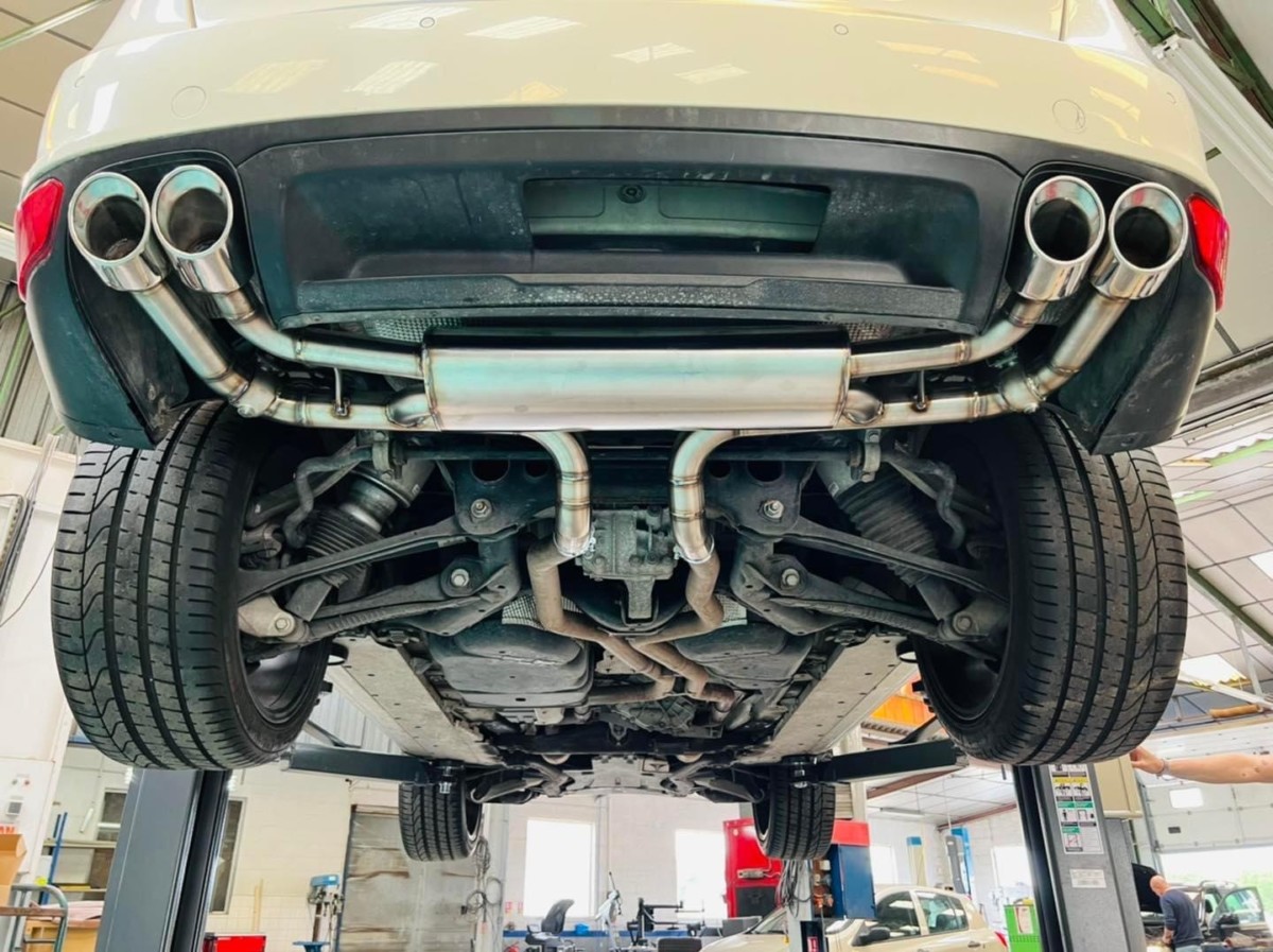 Tresse Flexible D'échappement Pour Porsche Cayenne - Pièce Neuve FKK Référence 708344